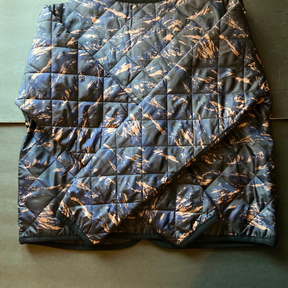 Never worn jackets - Picture 2 of 3